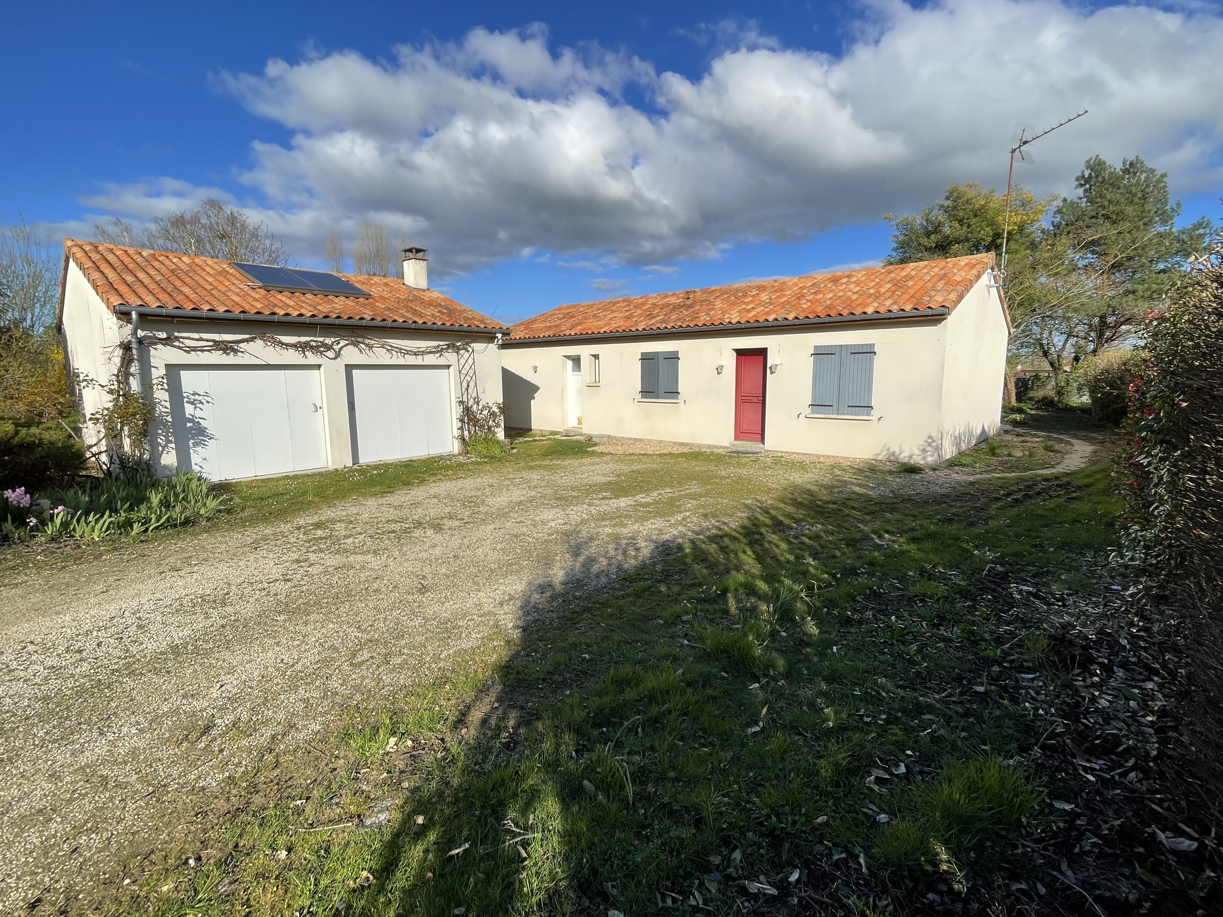 Maison savigny levescault